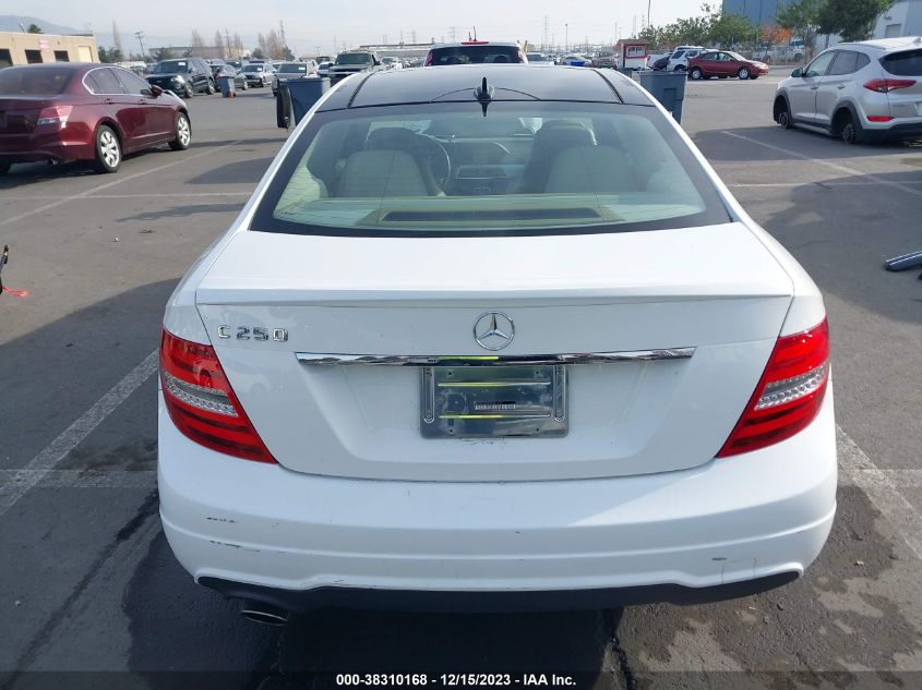 2015 MERCEDES-BENZ C 250 - WDDGJ4HB7FG391419