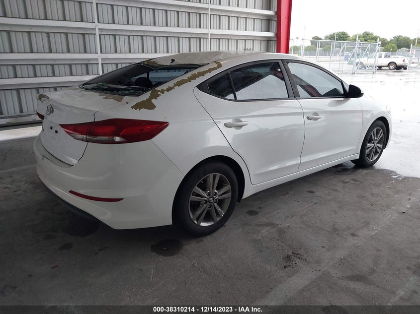 VIN 5NPD84LF1JH233567 2018 HYUNDAI ELANTRA SEL
