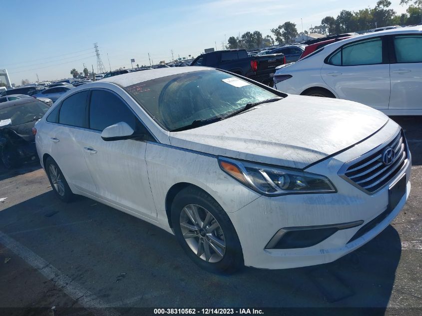 2017 HYUNDAI SONATA SE - 5NPE24AF9HH530461