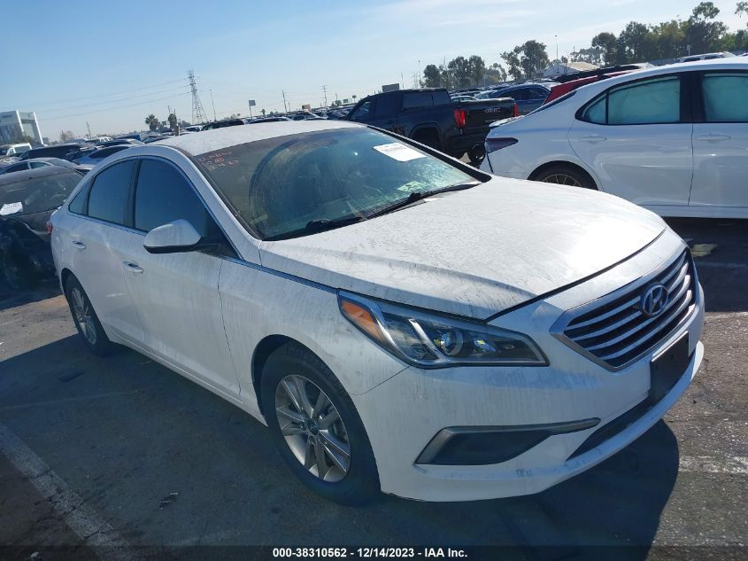 2017 HYUNDAI SONATA SE - 5NPE24AF9HH530461