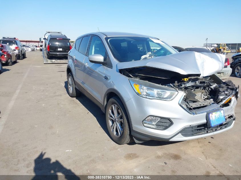 2017 FORD ESCAPE SE - 1FMCU0GD5HUE09167