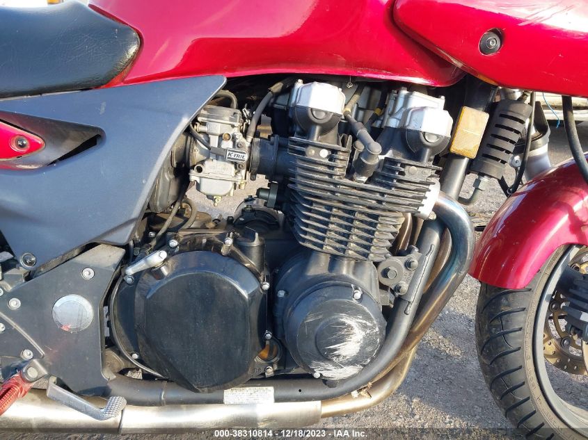 2001 KAWASAKI ZR750 G JKAZRDH111A000175