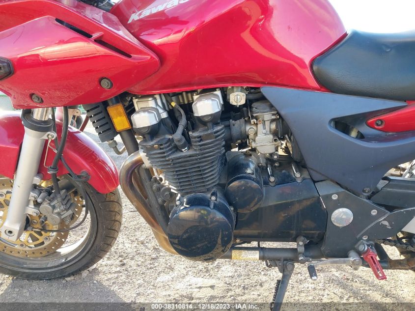 2001 KAWASAKI ZR750 G JKAZRDH111A000175