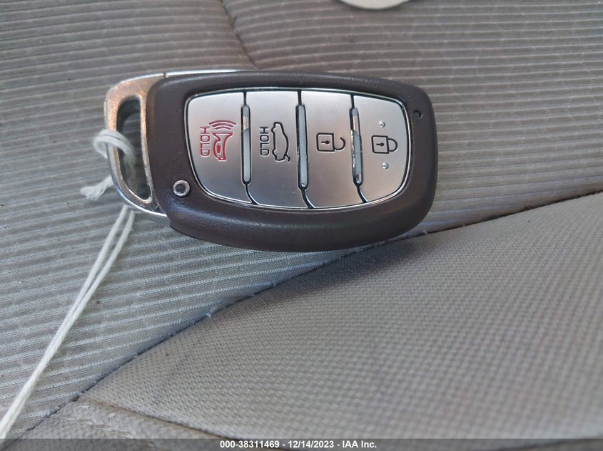 VIN 5NPD84LF5JH393712 2018 HYUNDAI ELANTRA VALUE EDITION