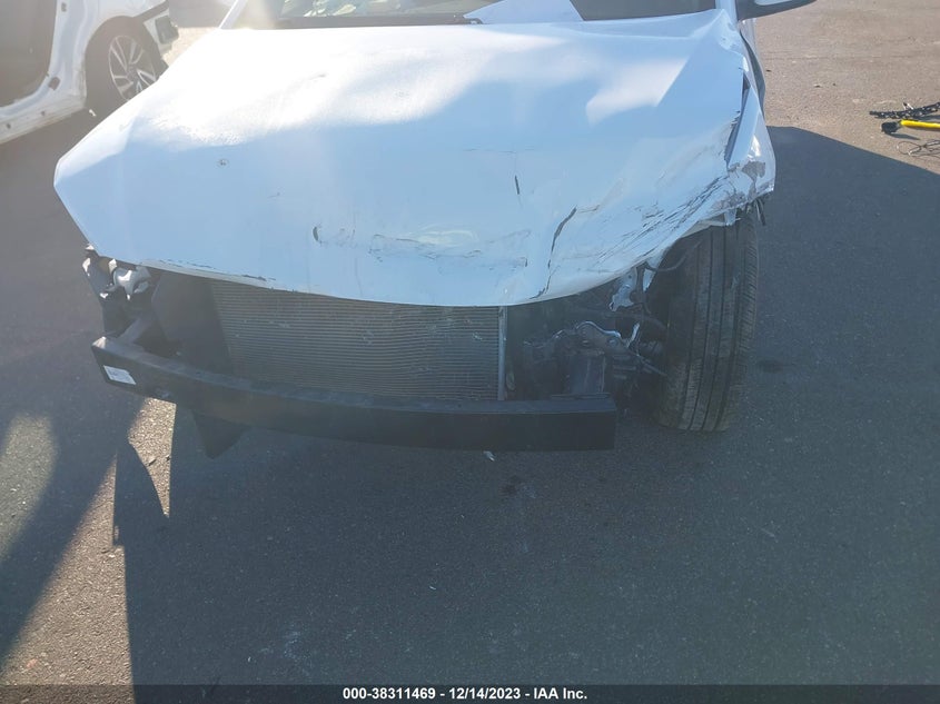 VIN 5NPD84LF5JH393712 2018 HYUNDAI ELANTRA VALUE EDITION