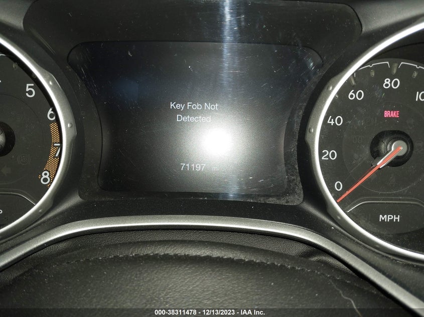 VIN 3C4NJDBBXJT433693 2018 JEEP COMPASS ALTITUDE 4X4