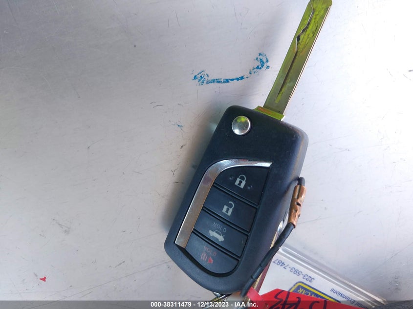 VIN 5YFEPMAE5MP204744 2021 TOYOTA COROLLA LE