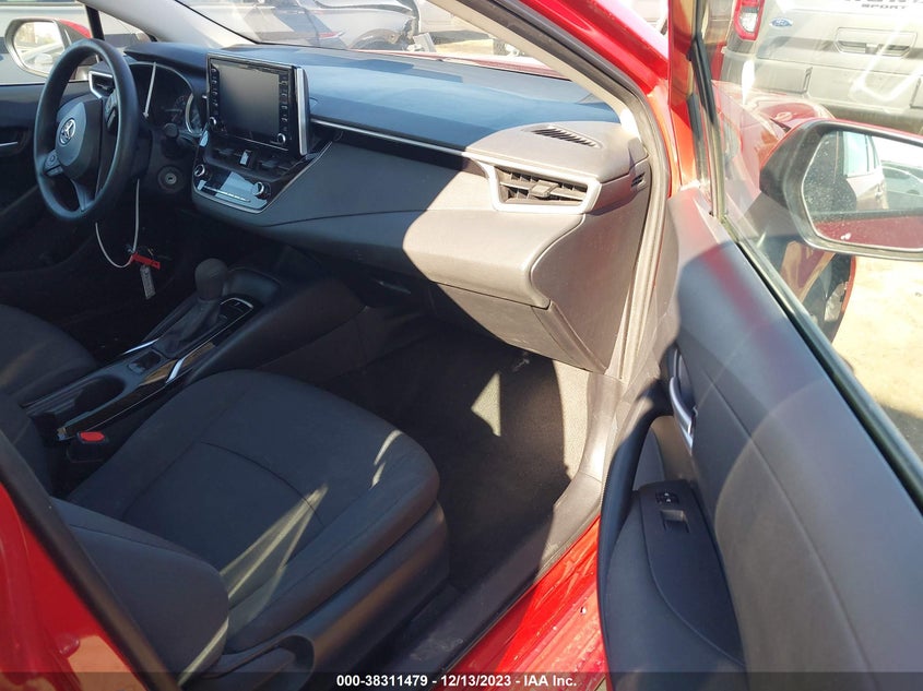 VIN 5YFEPMAE5MP204744 2021 TOYOTA COROLLA LE