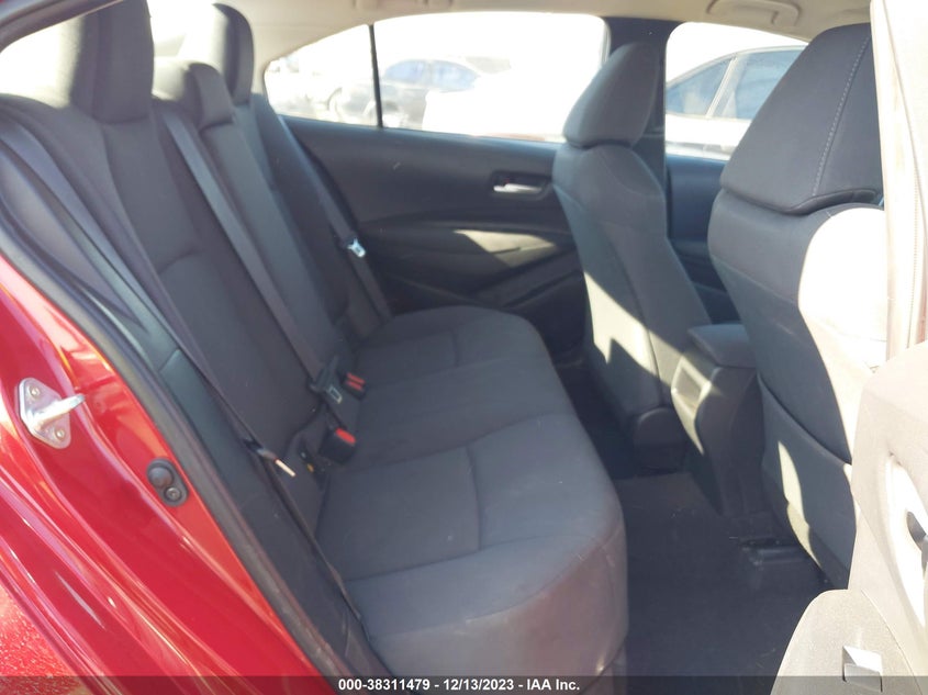 VIN 5YFEPMAE5MP204744 2021 TOYOTA COROLLA LE