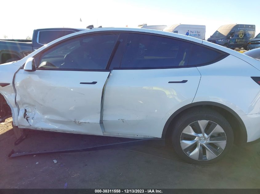 2021 TESLA MODEL Y LONG RANGE DUAL MOTOR ALL-WHEEL DRIVE - 5YJYGDEE0MF271366