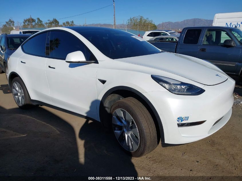 2021 TESLA MODEL Y LONG RANGE DUAL MOTOR ALL-WHEEL DRIVE - 5YJYGDEE0MF271366