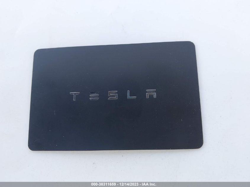 2018 TESLA MODEL 3 LONG RANGE/PERFORMANCE - 5YJ3E1EB2JF084565