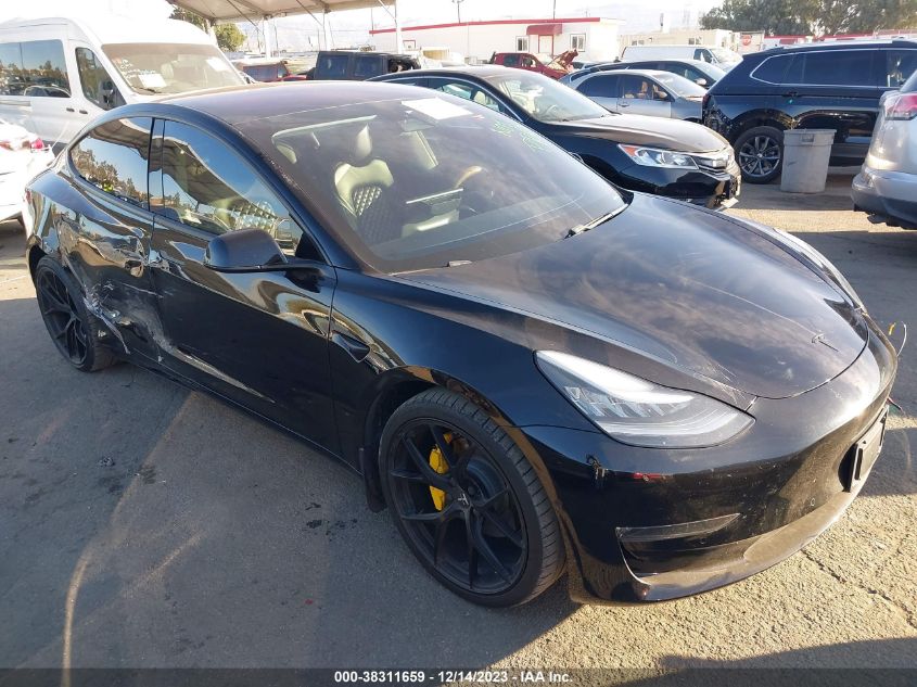 2018 TESLA MODEL 3 LONG RANGE/PERFORMANCE - 5YJ3E1EB2JF084565