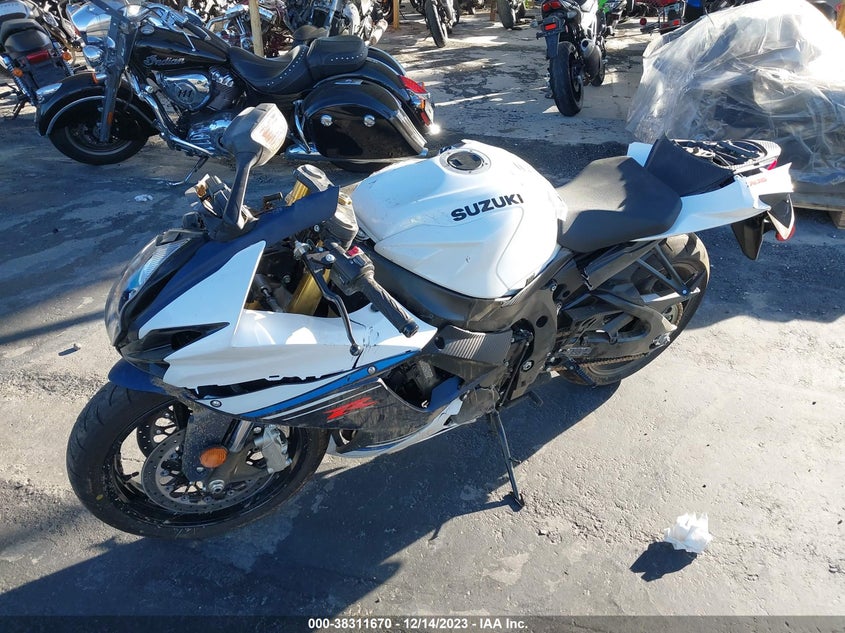 VIN JS1GR7MA7P7101841 2023 SUZUKI GSX-R750