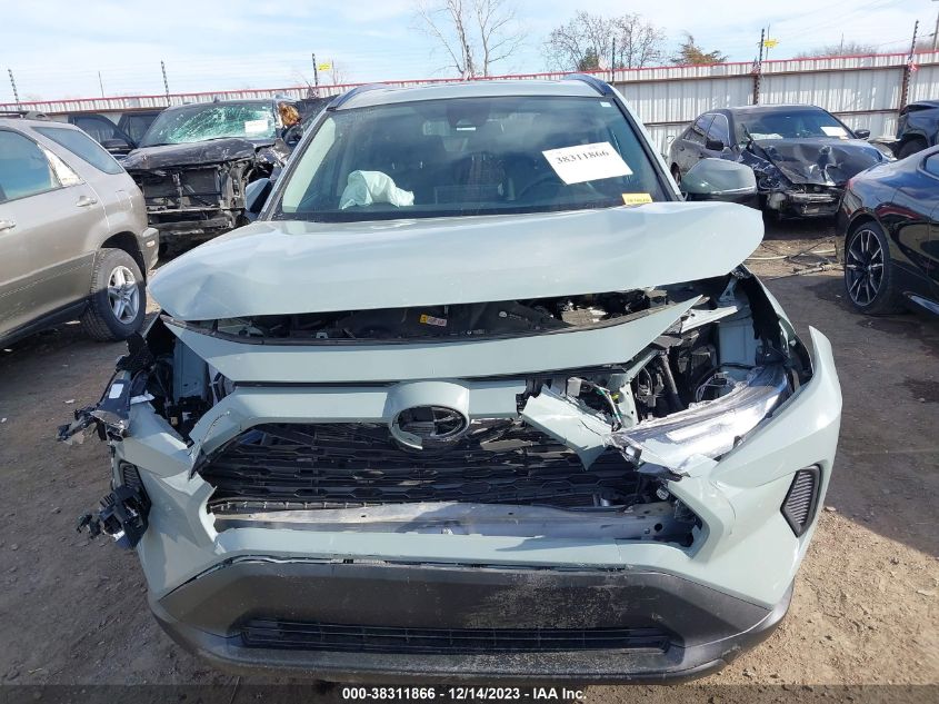 2022 TOYOTA RAV4 XLE - 2T3W1RFV6NW226898