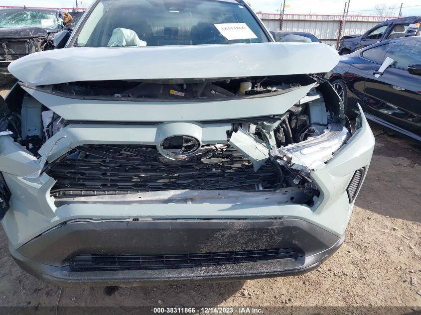 2022 TOYOTA RAV4 XLE - 2T3W1RFV6NW226898