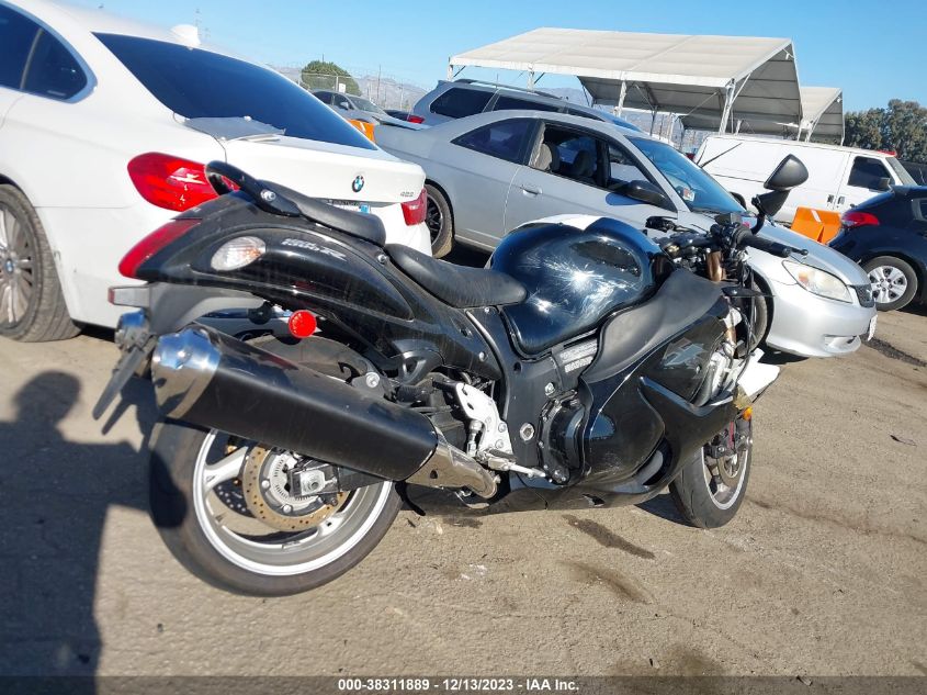VIN JS1GX72B4K7100480 2019 SUZUKI GSX1300 RA