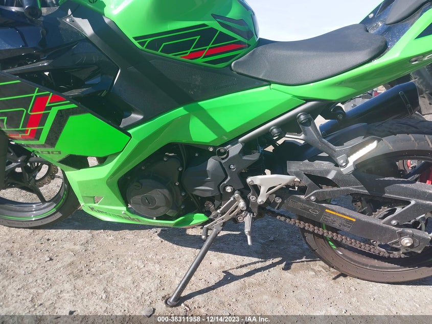 VIN JKAEXKH10PDAN6126 2023 KAWASAKI EX400