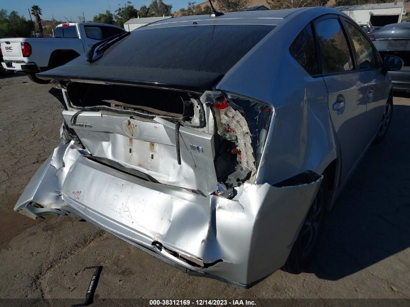 2014 TOYOTA PRIUS FOUR - JTDKN3DU4E1772785