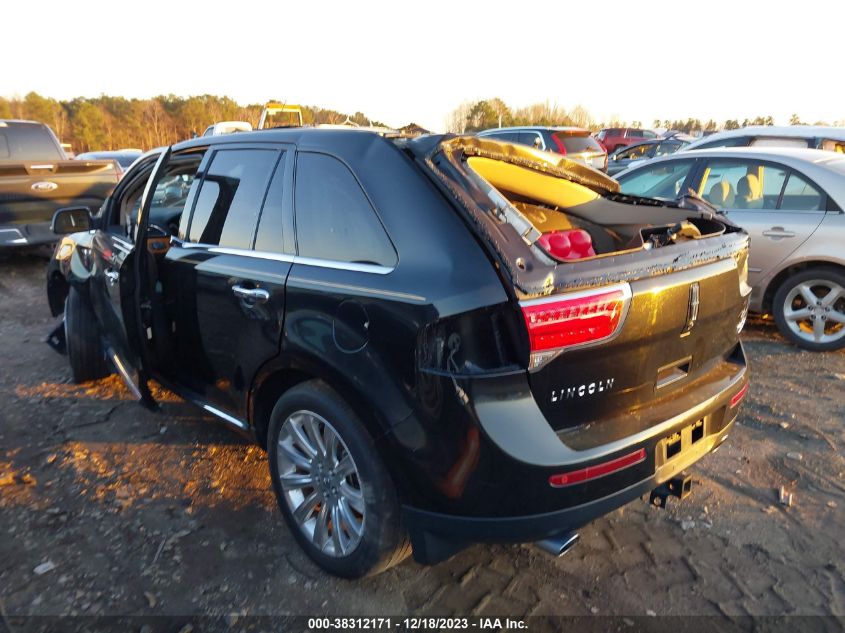 2013 LINCOLN MKX - 2LMDJ6JK8DBL11388
