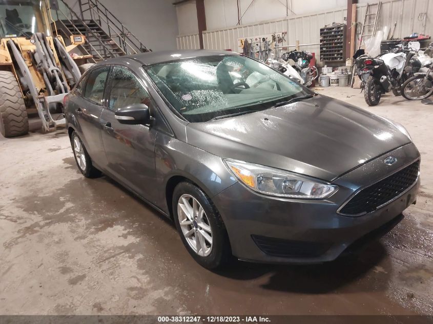 2015 FORD FOCUS SE - 1FADP3F24FL258882