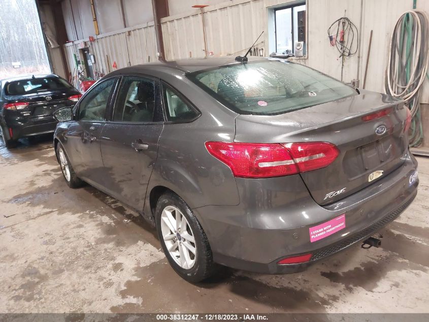 2015 FORD FOCUS SE - 1FADP3F24FL258882