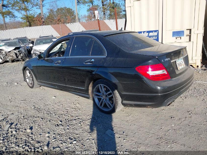 2013 MERCEDES-BENZ C 300 LUXURY 4MATIC/SPORT 4MATIC - WDDGF8AB7DA839886
