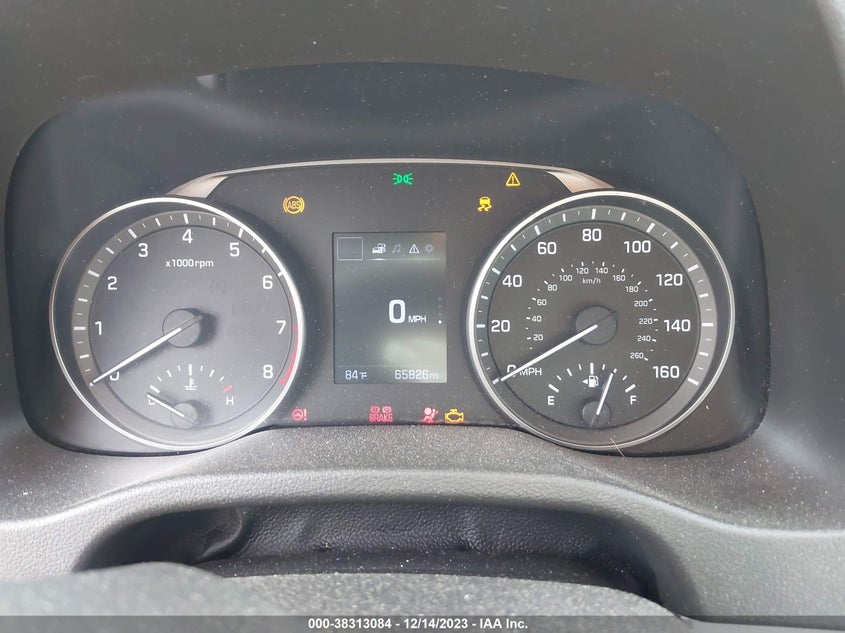 VIN 5NPD84LF0JH250215 2018 HYUNDAI ELANTRA SEL