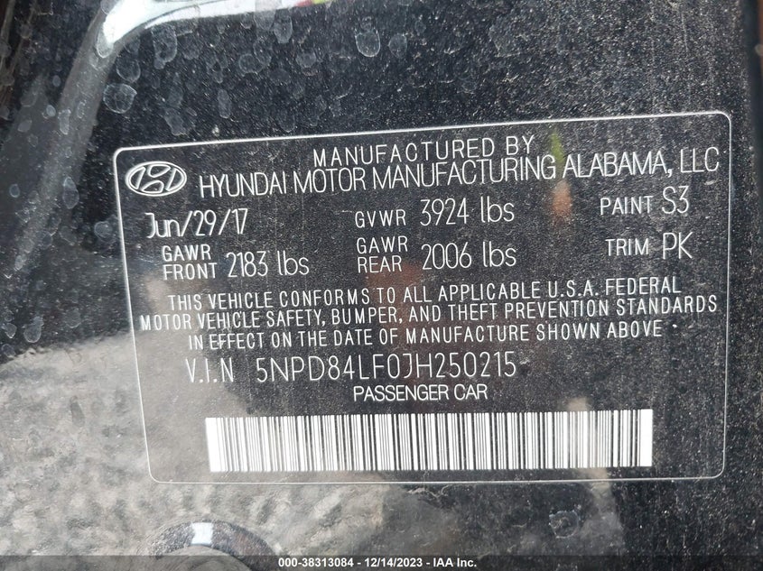 VIN 5NPD84LF0JH250215 2018 HYUNDAI ELANTRA SEL