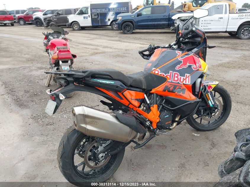 2022 KTM 1290 SUPER ADVENTURE S - VBKV79407NM951164