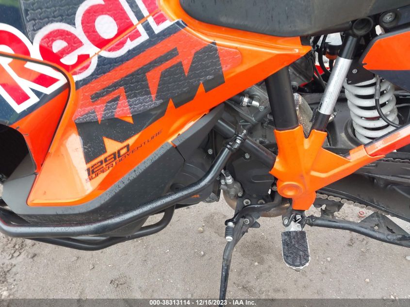 2022 KTM 1290 SUPER ADVENTURE S - VBKV79407NM951164