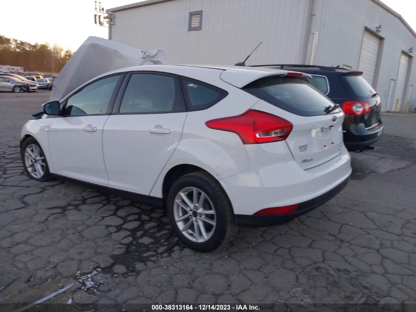 2015 FORD FOCUS SE - 1FADP3K28FL301352