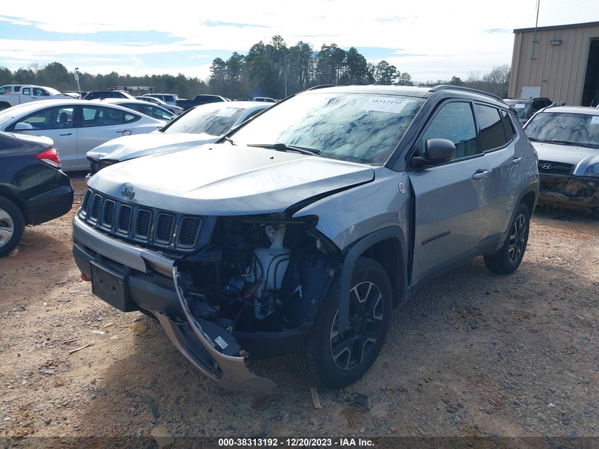 VIN 3C4NJDDB9KT671713 2019 JEEP COMPASS TRAILHAWK