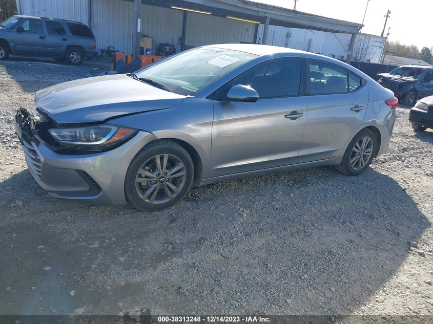 VIN 5NPD84LF4HH028545 2017 HYUNDAI ELANTRA SE