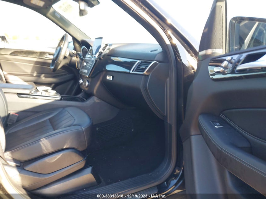 VIN 4JGDA5HB5JB085016 2018 MERCEDES-BENZ GLE 350 4MATIC