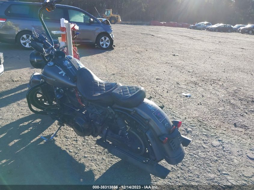 2017 HARLEY-DAVIDSON FLHRXS - 1HD1KVC21HB652665