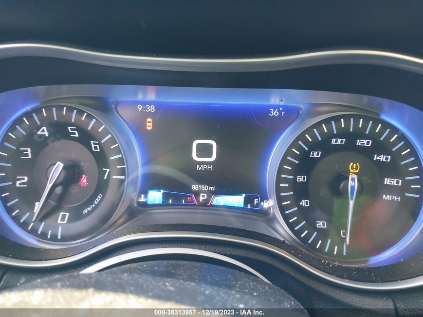 VIN 2C3CCARG4HH603832 2017 CHRYSLER 300 LIMITED
