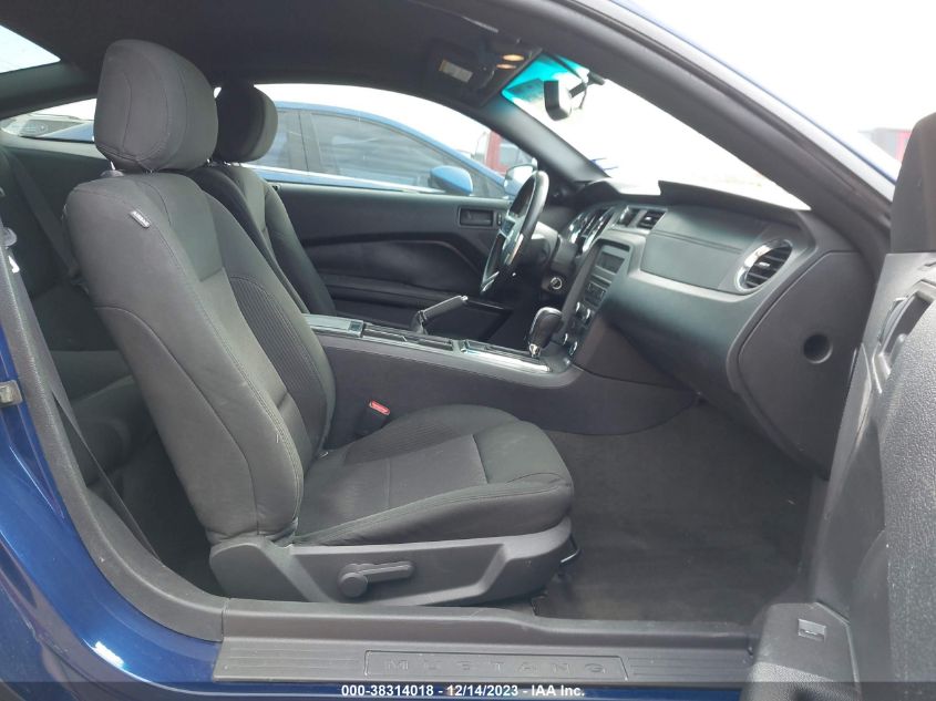 2014 FORD MUSTANG V6 - 1ZVBP8AM6E5280972