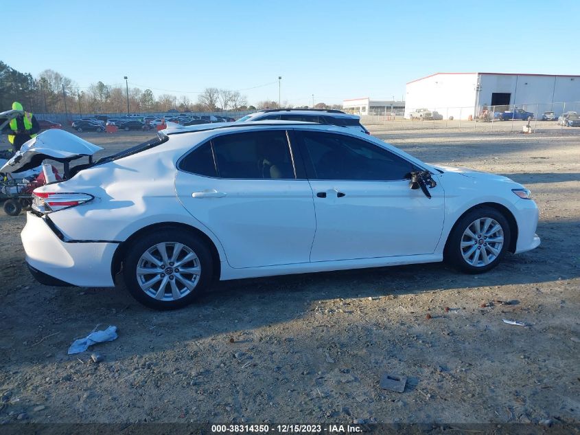 2019 TOYOTA CAMRY LE - 4T1B11HK5KU281348