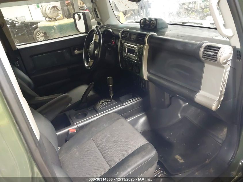 2014 TOYOTA FJ CRUISER JTEZU4BF3EK013465