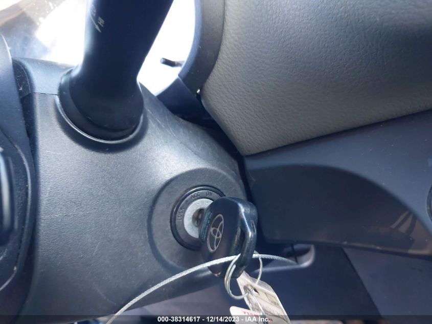 2015 TOYOTA YARIS LE - VNKJTUD35FA015479