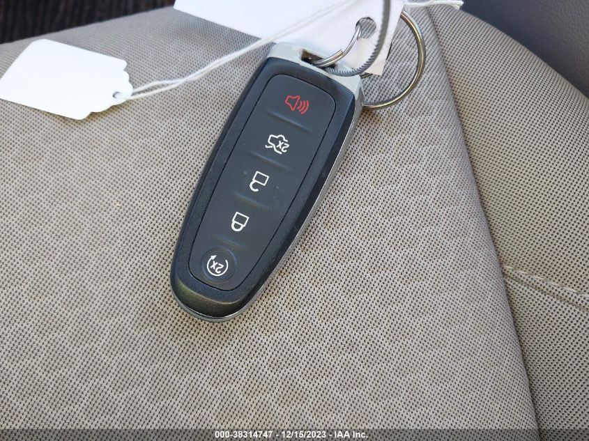 2019 FORD ESCAPE SE - 1FMCU0GD3KUB32963
