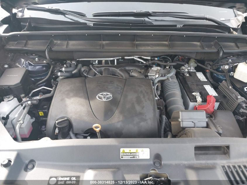 2021 TOYOTA HIGHLANDER XLE - 5TDGZRAH2MS044193