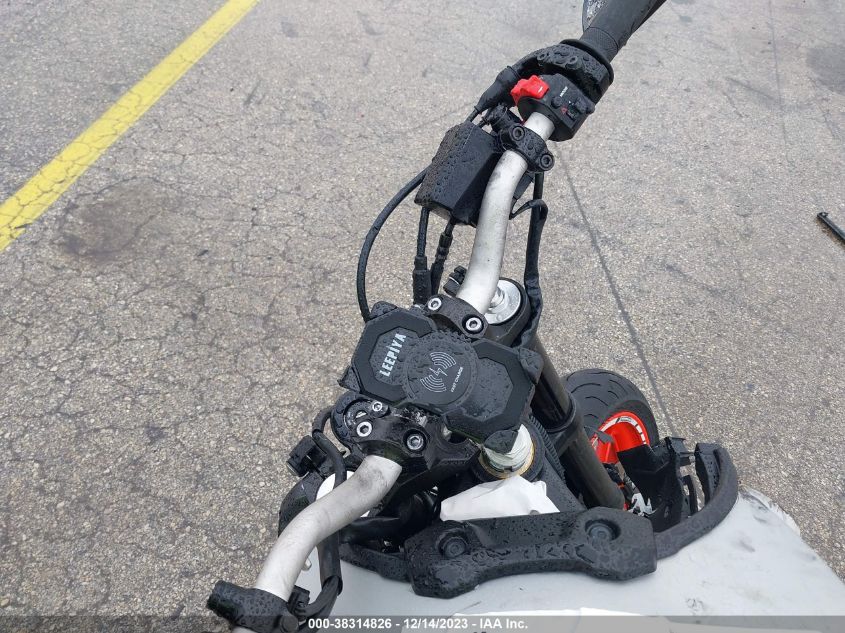 2019 YAMAHA MT09 JYARN53E3KA005828