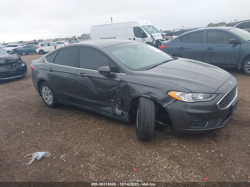 FORD FUSION S 2020