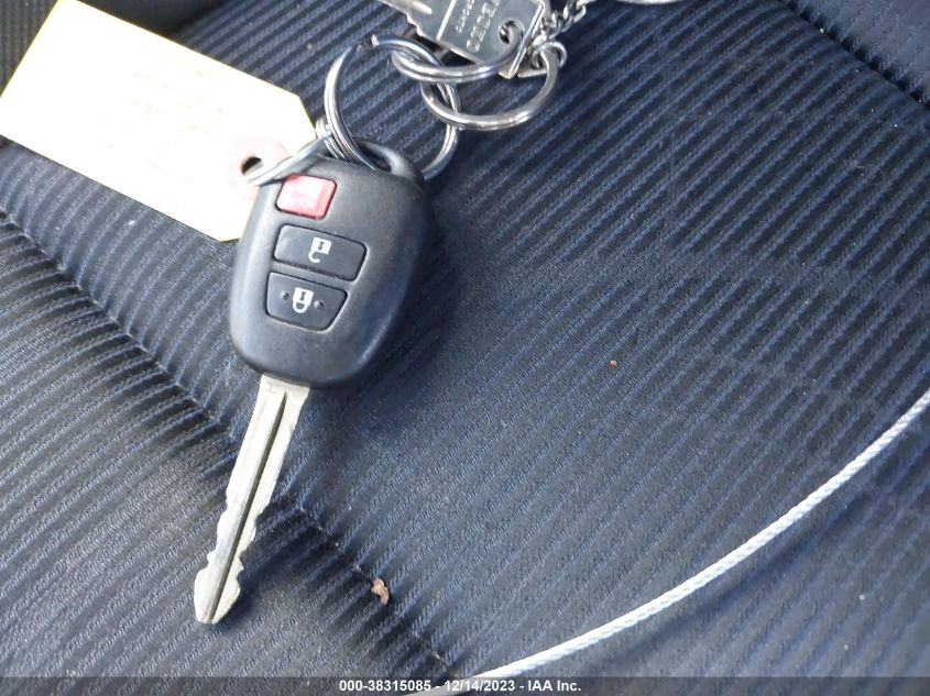 2016 TOYOTA PRIUS C TWO - JTDKDTB37G1590076
