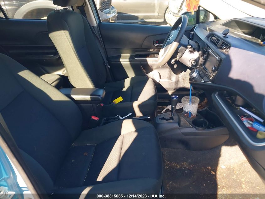 2016 TOYOTA PRIUS C TWO - JTDKDTB37G1590076