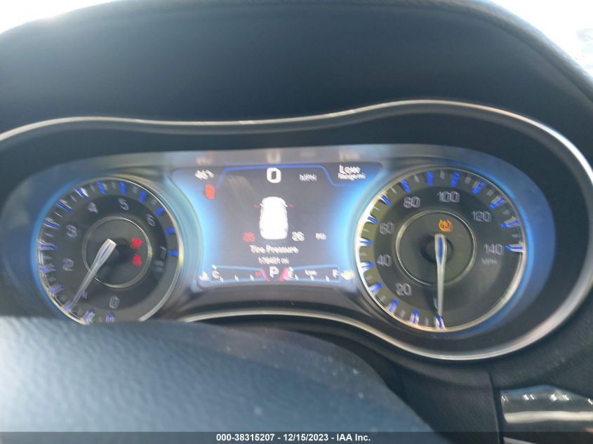 2015 CHRYSLER 300C 2C3CCAEG9FH735827