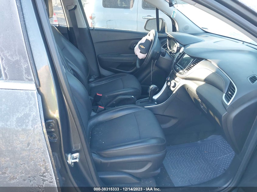 VIN KL7CJLSB4JB548662 2018 CHEVROLET TRAX 1LT