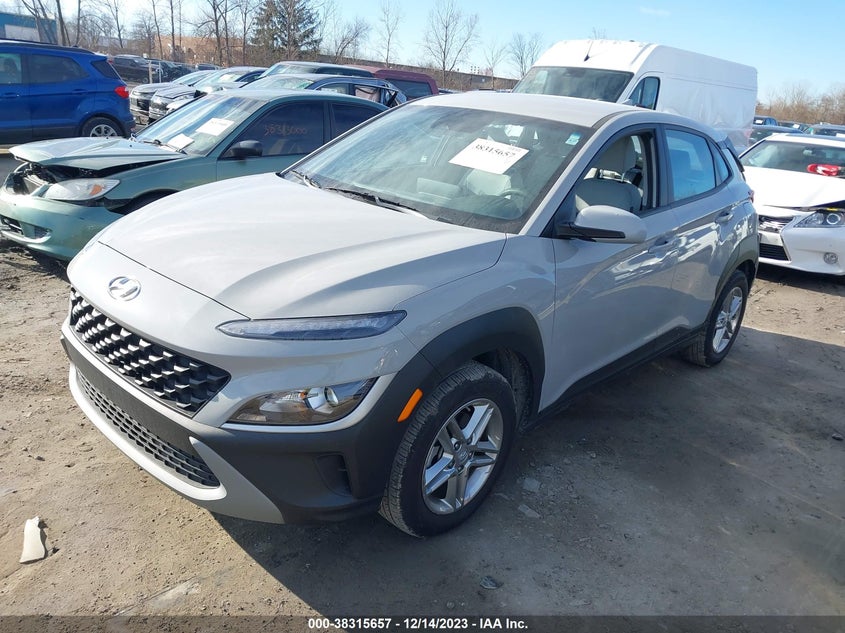 VIN KM8K22AB7NU770609 2022 HYUNDAI KONA SE